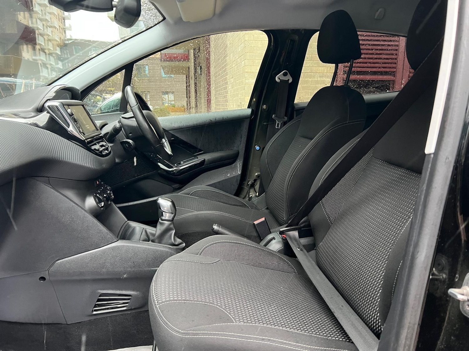 Used Peugeot 208 for sale - 76991849: Photo 18