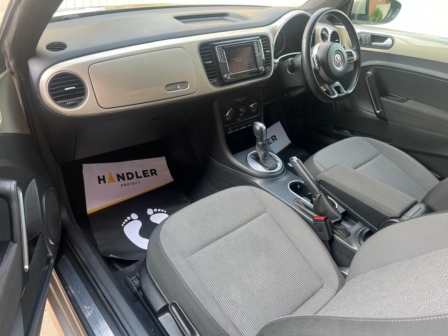 Used Volkswagen Beetle 2016 for sale - 76991001: Photo 4