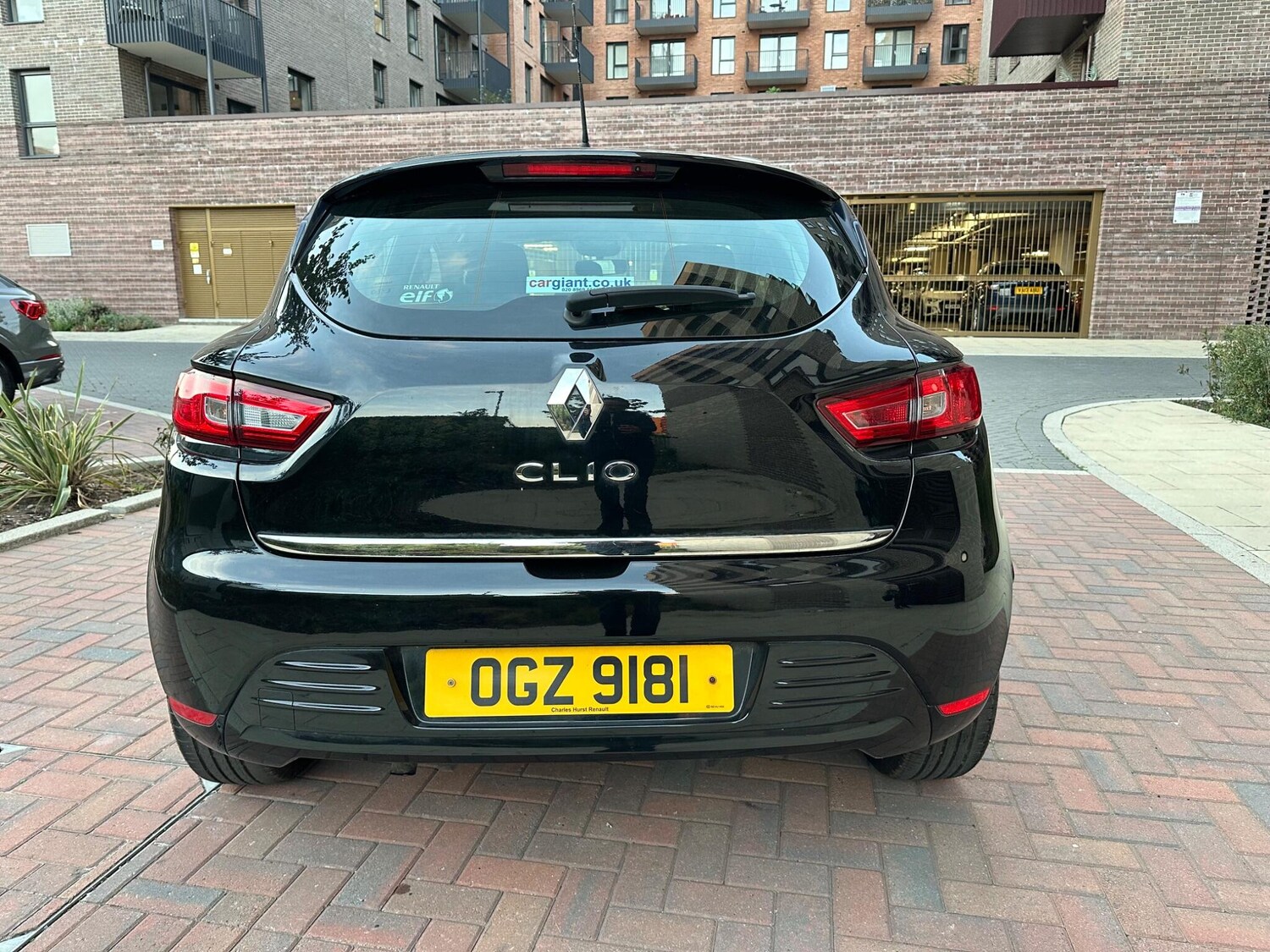 Vehicle 21