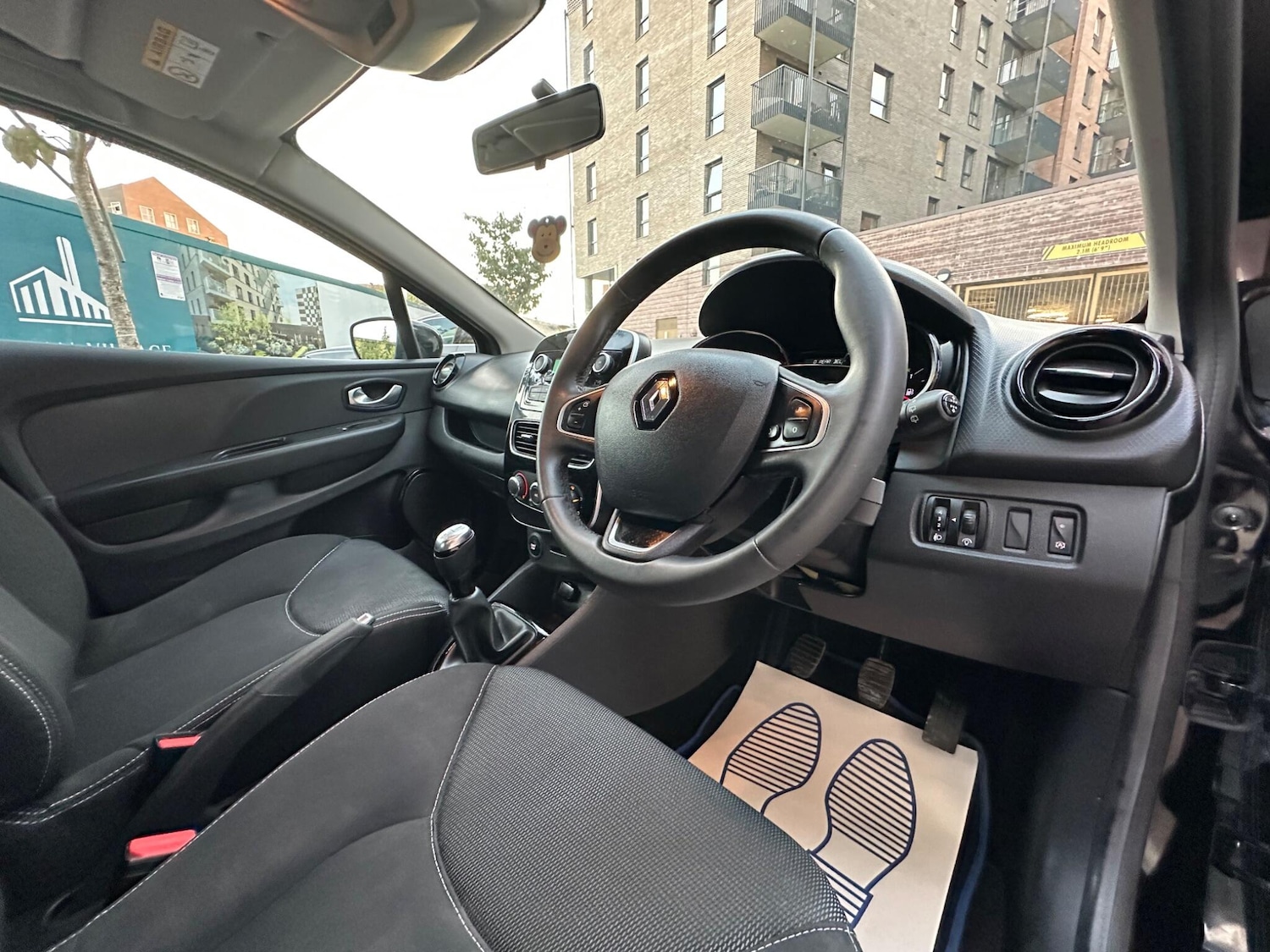 Vehicle 28