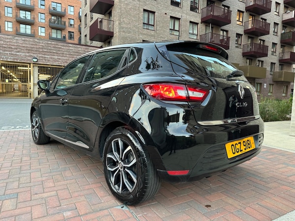 Used Renault Clio 2019 for sale - 75588400: Photo 2