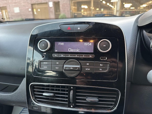 Used Renault Clio 2019 for sale - 75588400: Photo 33