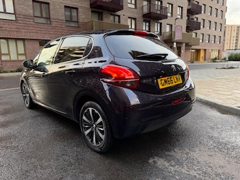 Used Peugeot 208 2017 for sale - 77455689: Photo