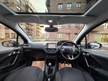 Used Peugeot 208 2017 for sale - 77455689: Photo