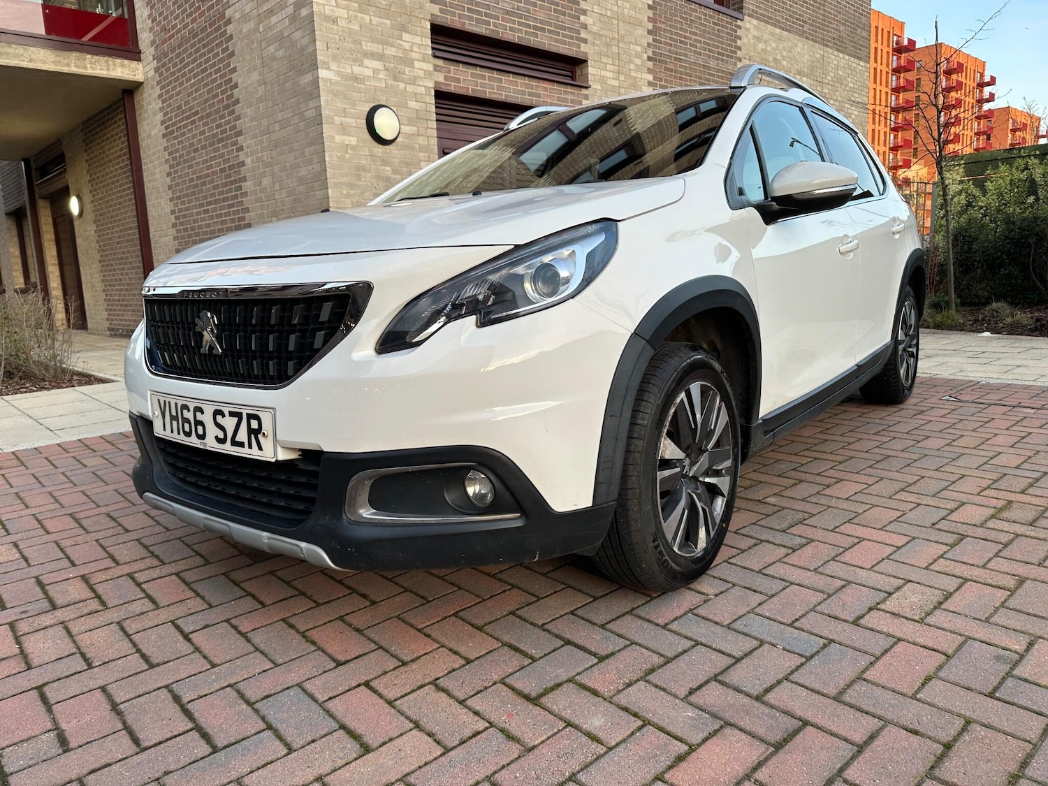 Used Peugeot 2008 2016 for sale - 76942652: Photo 10