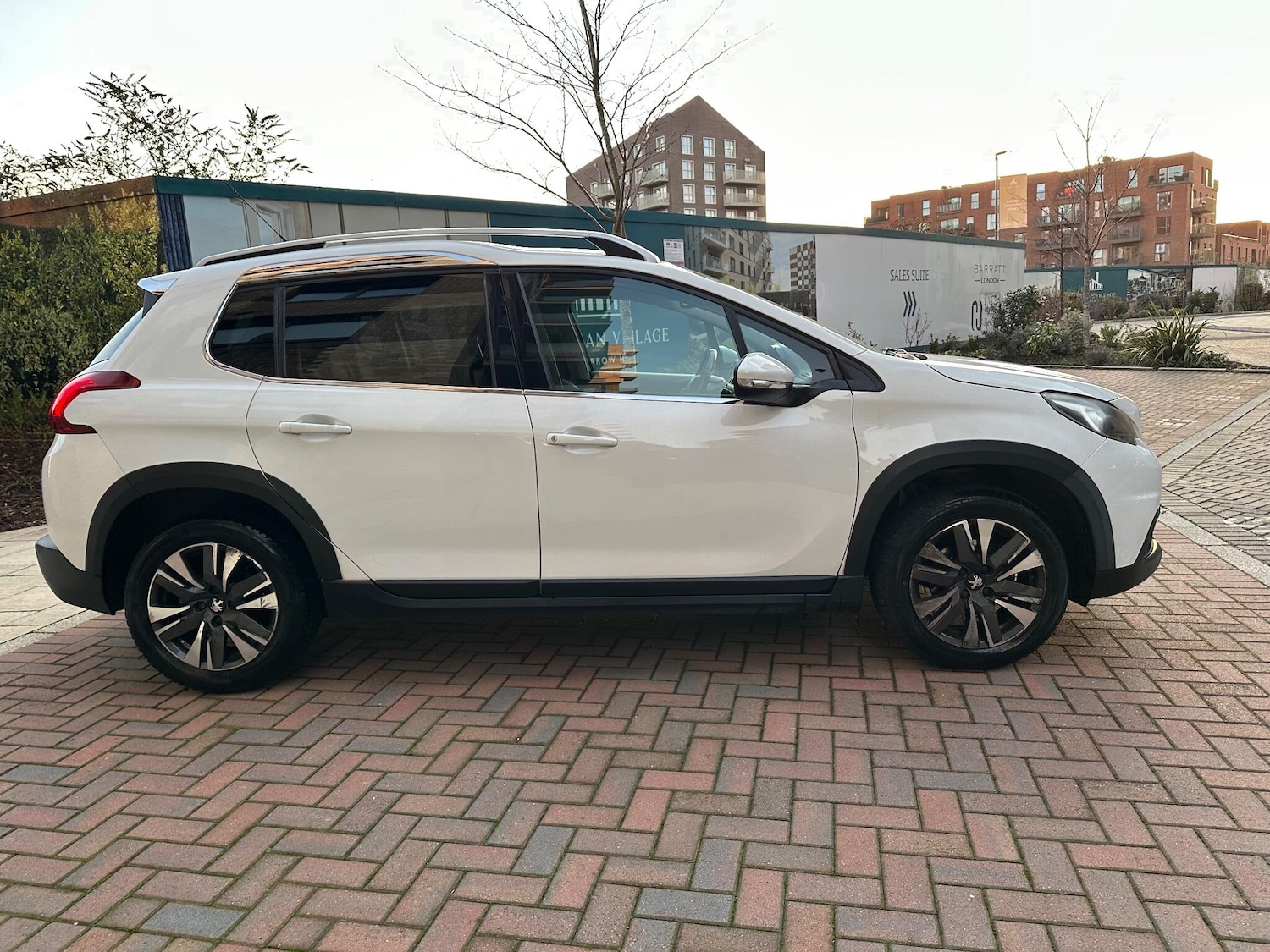 Used Peugeot 2008 2016 for sale - 76942652: Photo 15