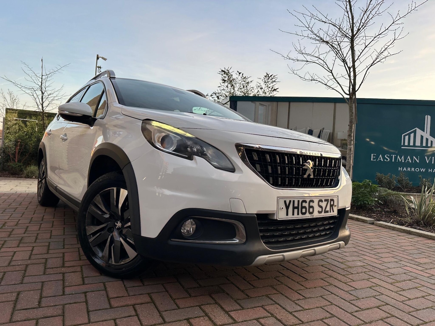 Used Peugeot 2008 2016 for sale - 76942652: Photo 2