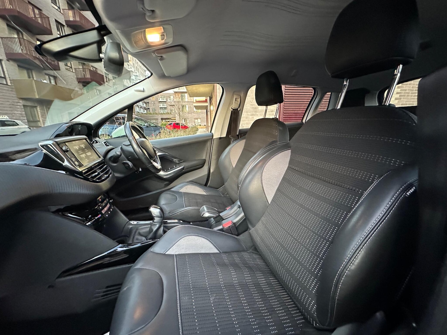 Used Peugeot 2008 2016 for sale - 76942652: Photo 20