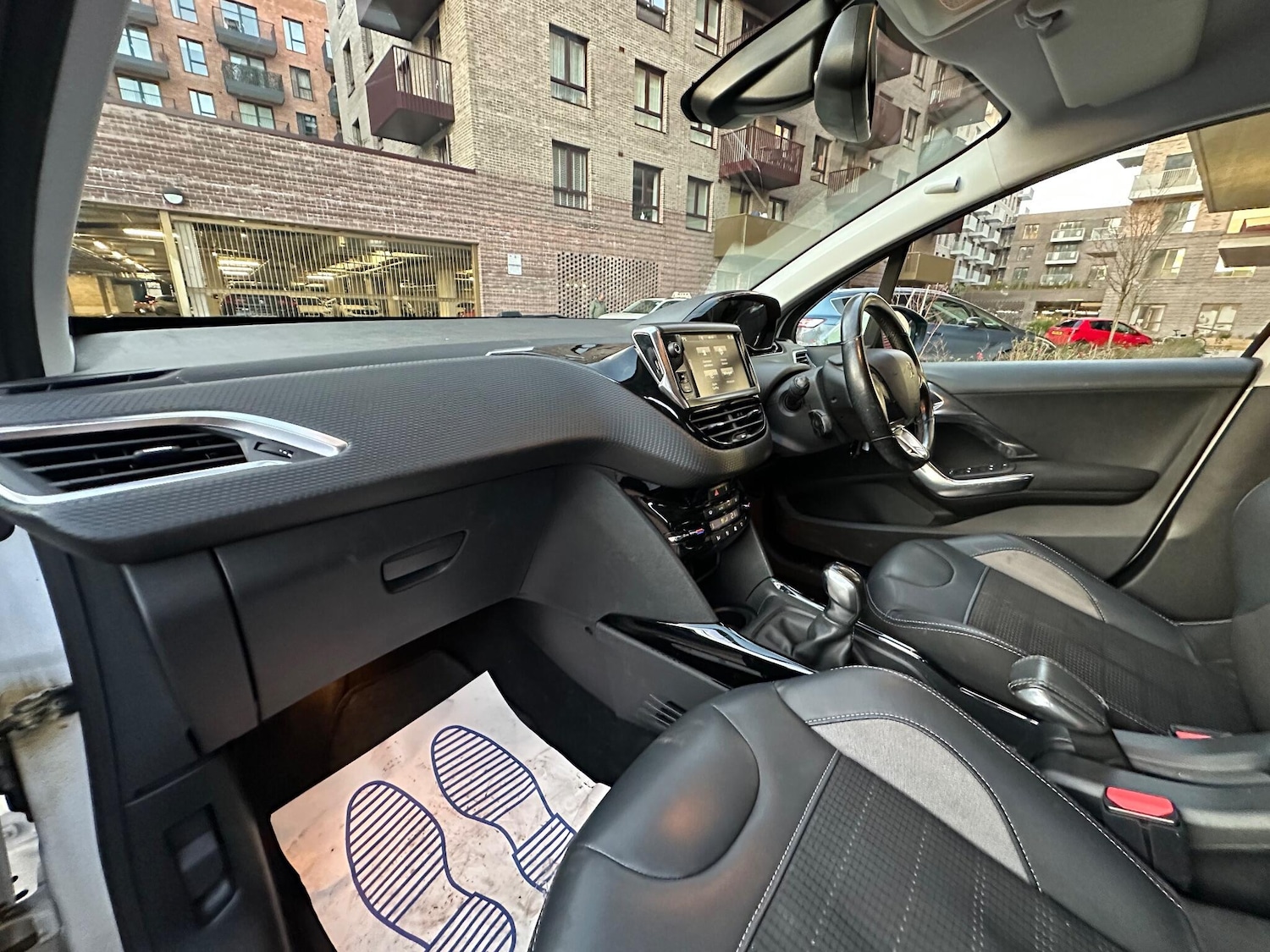 Used Peugeot 2008 2016 for sale - 76942652: Photo 21