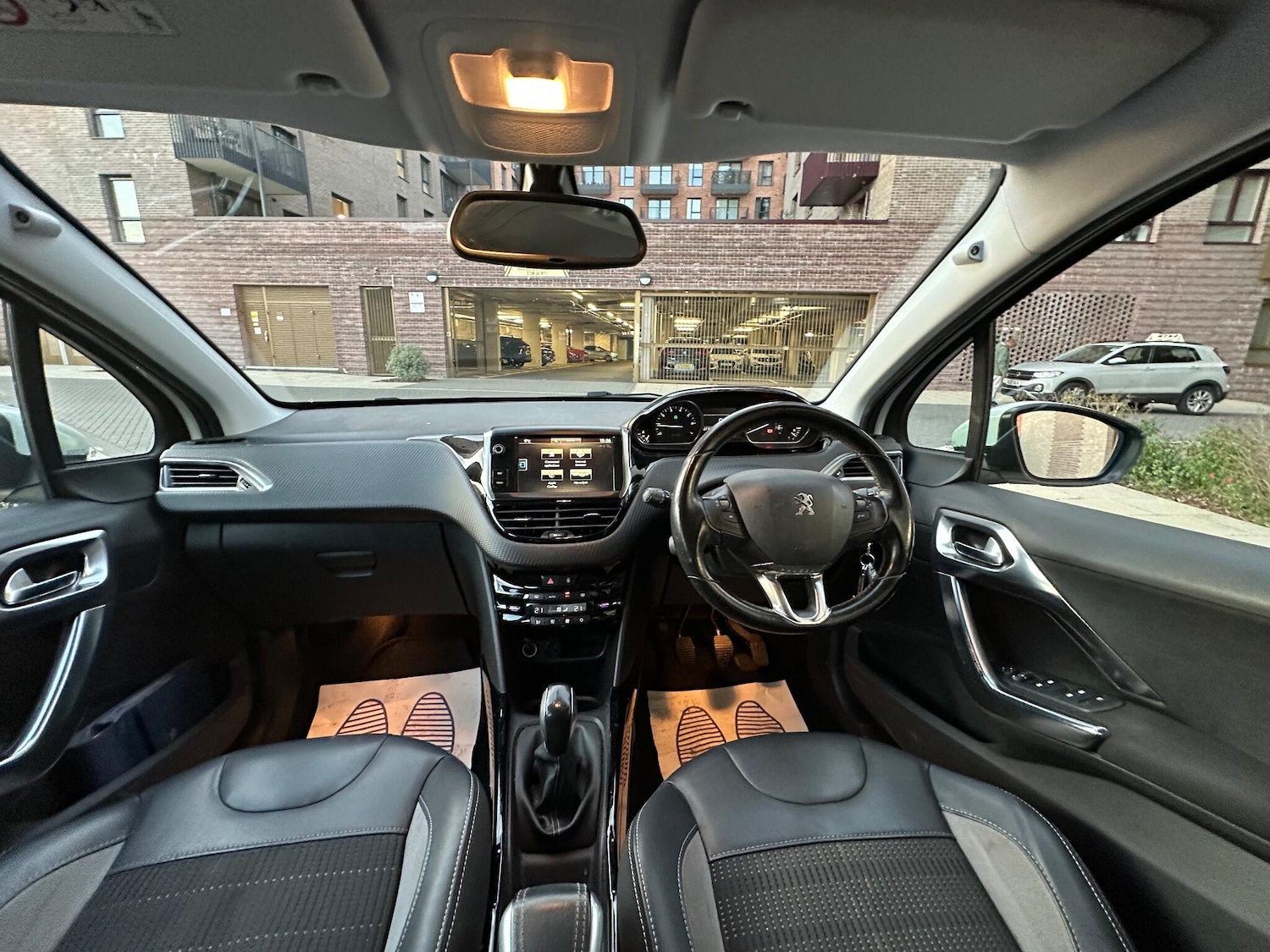 Used Peugeot 2008 2016 for sale - 76942652: Photo 27