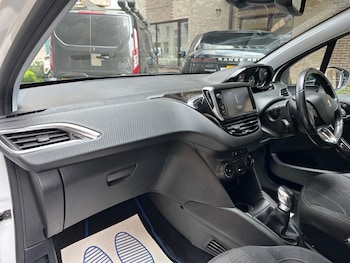 Used Peugeot 208 2016 for sale - 75623821: Photo