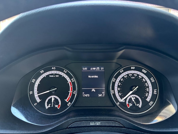 Used Skoda Karoq 2021 for sale - 76043005: Photo 47