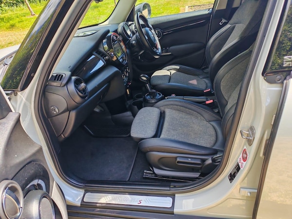 Used MINI Hatch 2016 for sale - 76200493: Photo 3