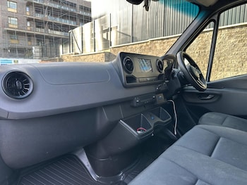 Used Mercedes-Benz Sprinter 2019 for sale - 76572275: Photo