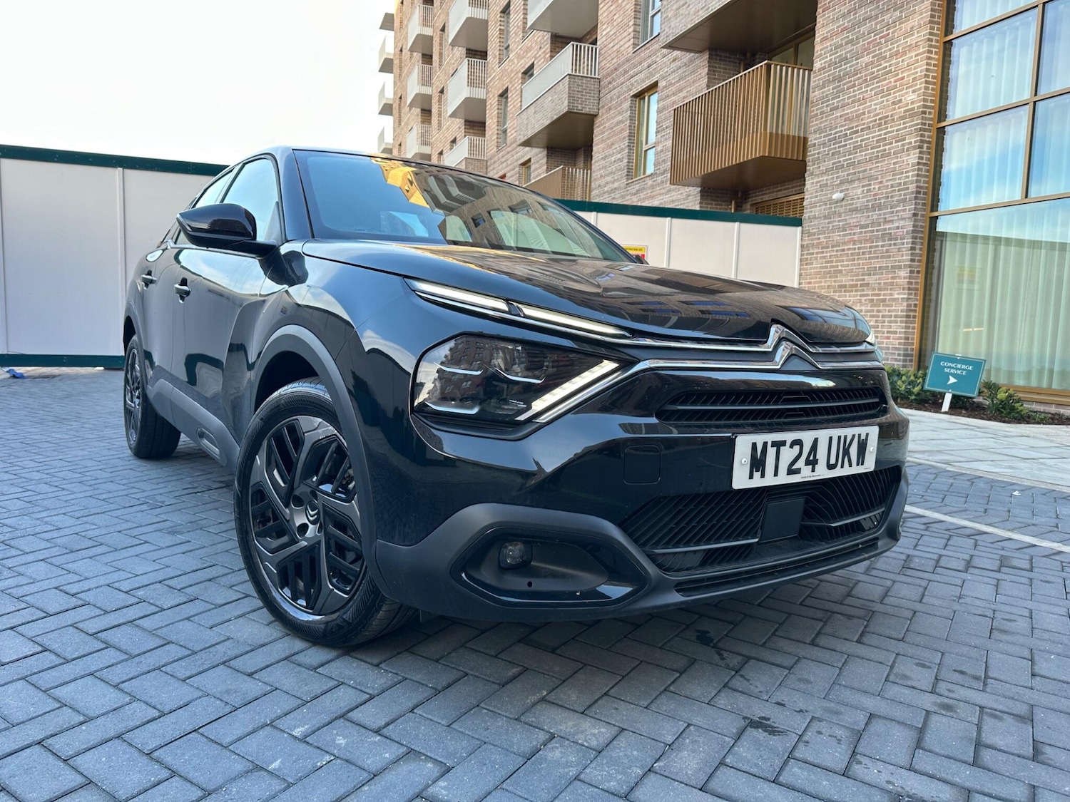 Used Citroen C4 2024 for sale - 76752853: Photo 1