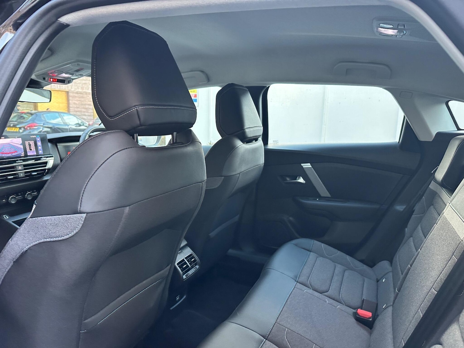 Used Citroen C4 2024 for sale - 76752853: Photo 27