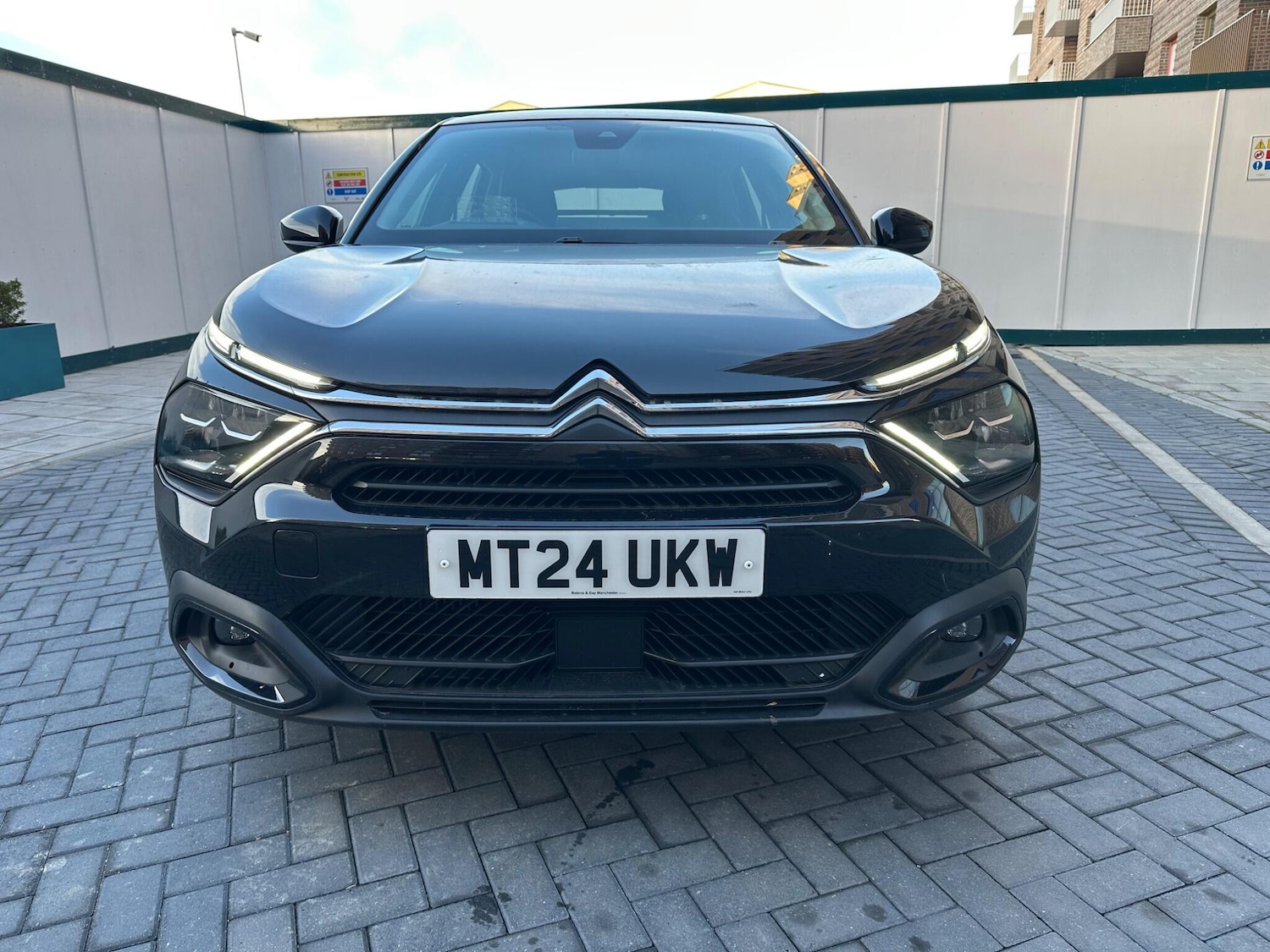 Used Citroen C4 2024 for sale - 76752853: Photo 5