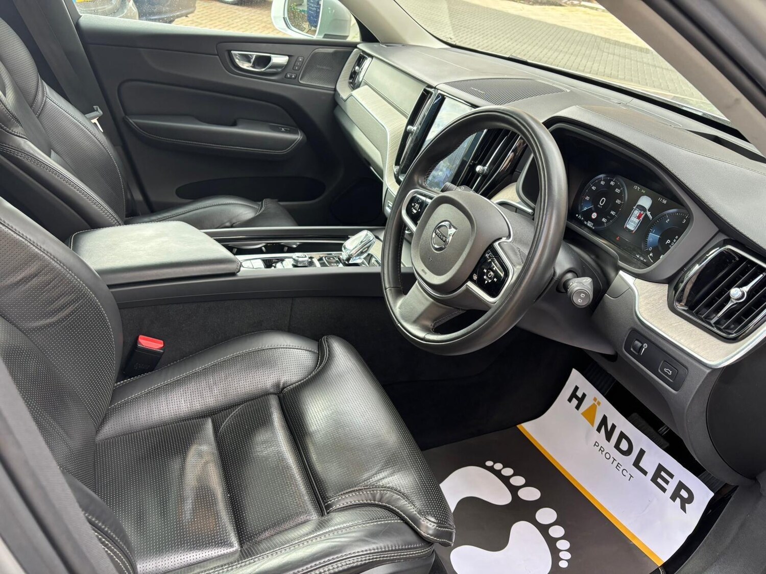 Used Volvo XC60 2020 for sale - 77657583: Photo 39