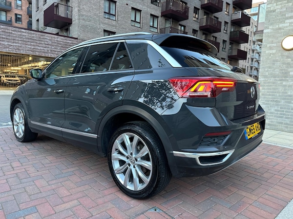 Used Volkswagen T-Roc 2020 for sale - 76188797: Photo 16