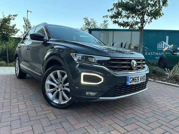 Used Volkswagen T-Roc 2020 for sale - 76188797: Photo 1