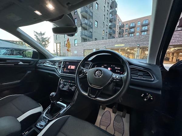 Used Volkswagen T-Roc 2020 for sale - 76188797: Photo 23