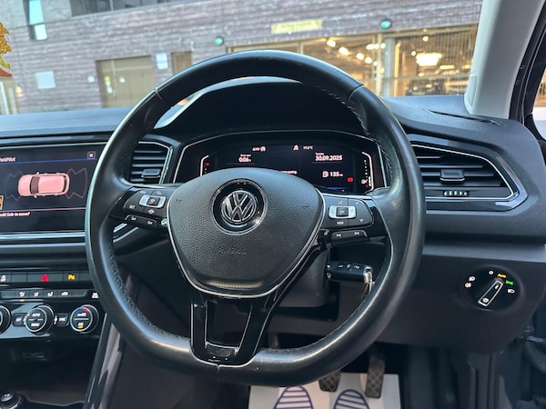 Used Volkswagen T-Roc 2020 for sale - 76188797: Photo 24