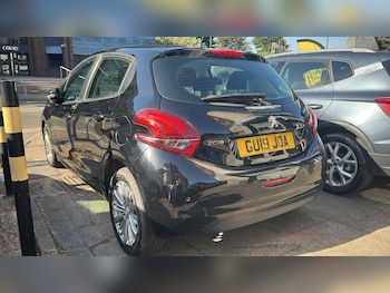 Used Peugeot 208 2019 for sale - 78695483: Photo