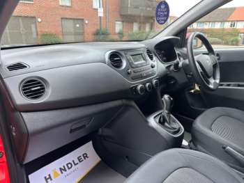 Used Hyundai i10 2018 for sale - 73751032: Photo