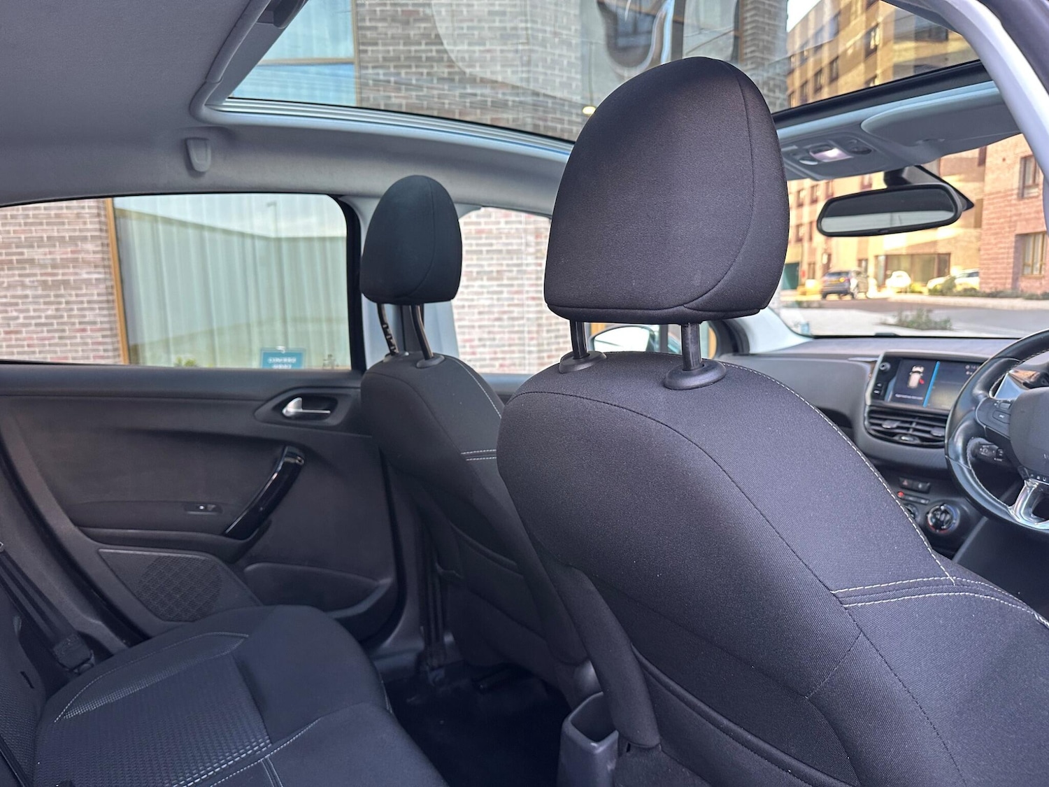 Used Peugeot 208 2018 for sale - 76701276: Photo 21