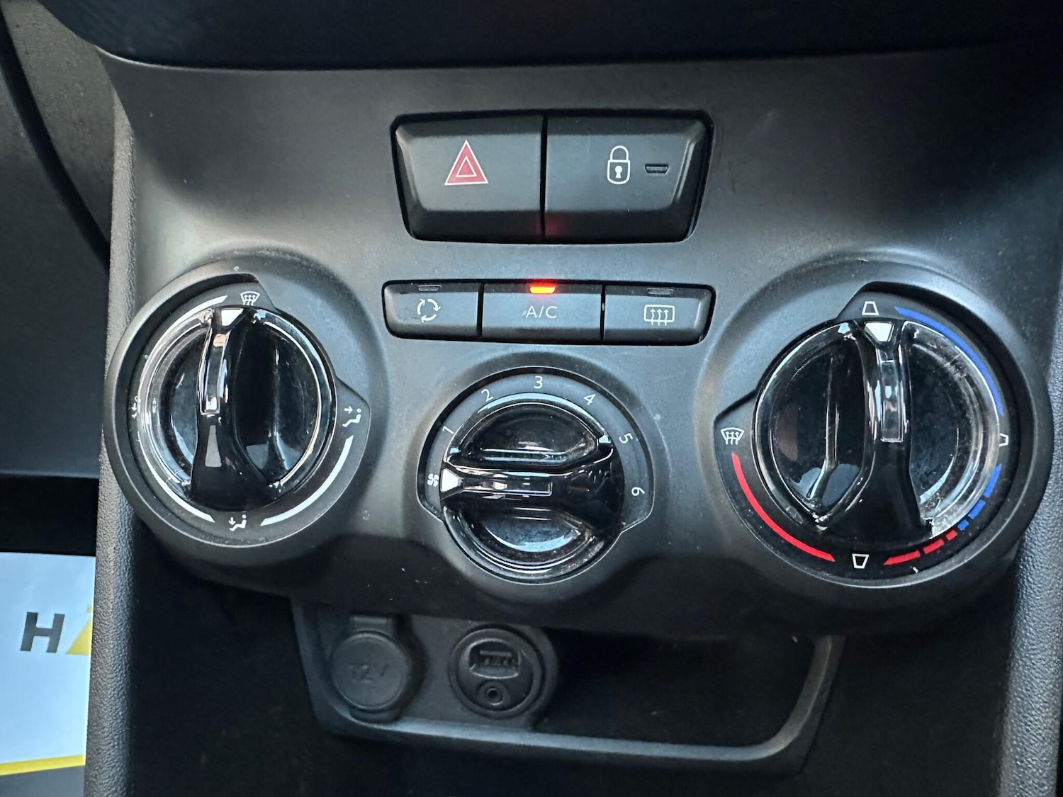 Used Peugeot 208 2018 for sale - 76701276: Photo 23