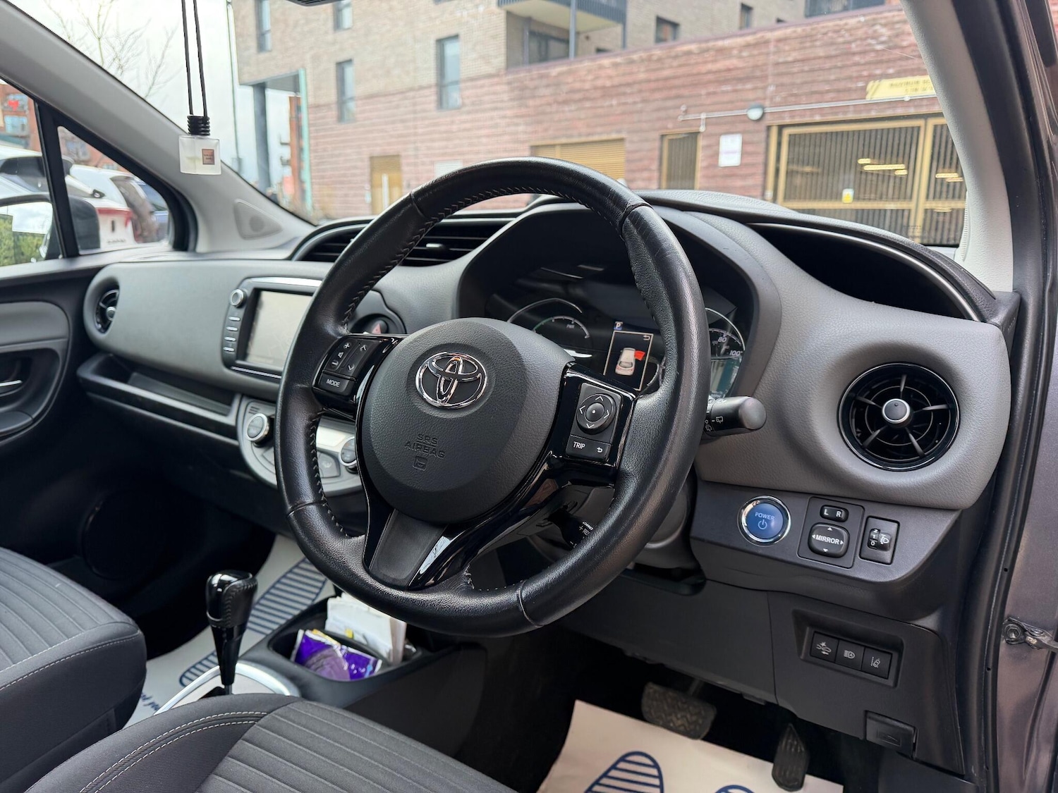 Used Toyota Yaris for sale - 77242844: Photo 18