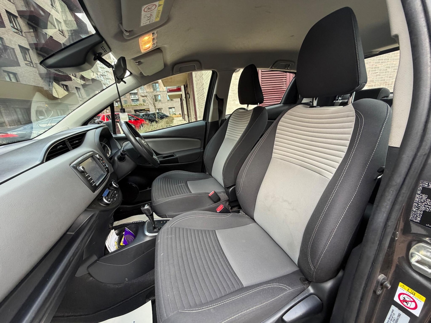 Used Toyota Yaris for sale - 77242844: Photo 29