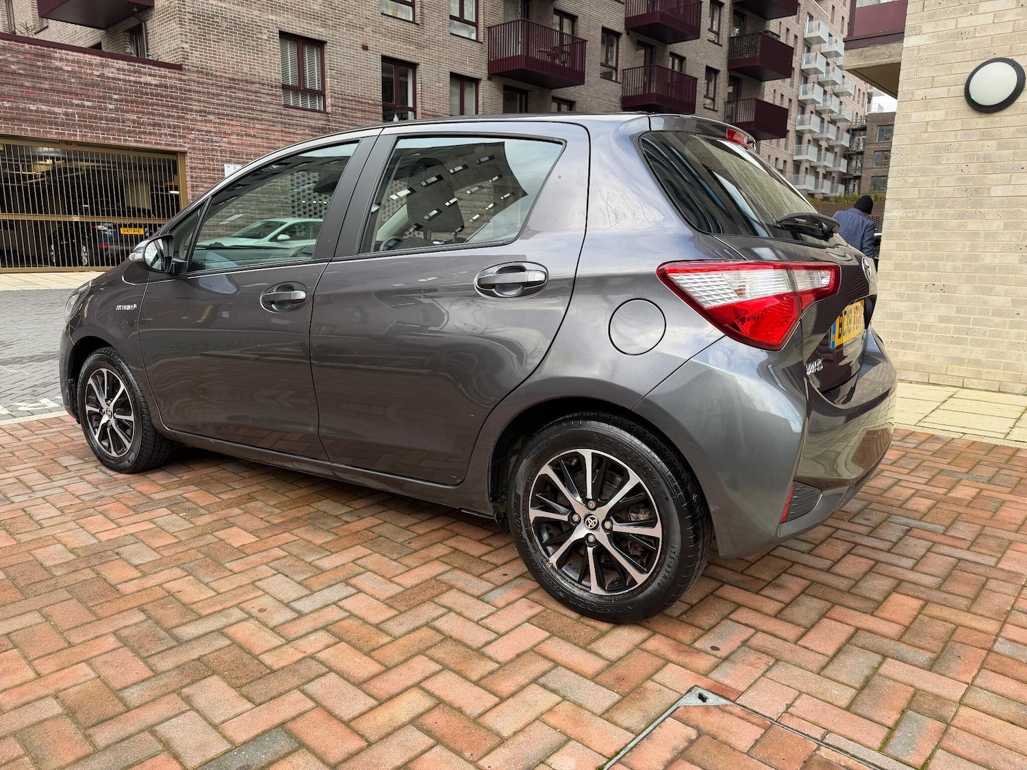 Used Toyota Yaris for sale - 77242844: Photo 7