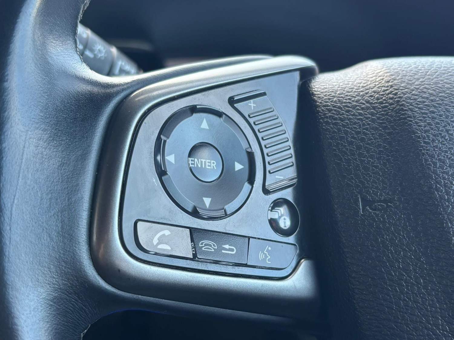 Used Honda Civic 2018 for sale - 78034783: Photo 38