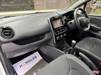 Used Renault Clio 2017 for sale - 76166393: Photo 3
