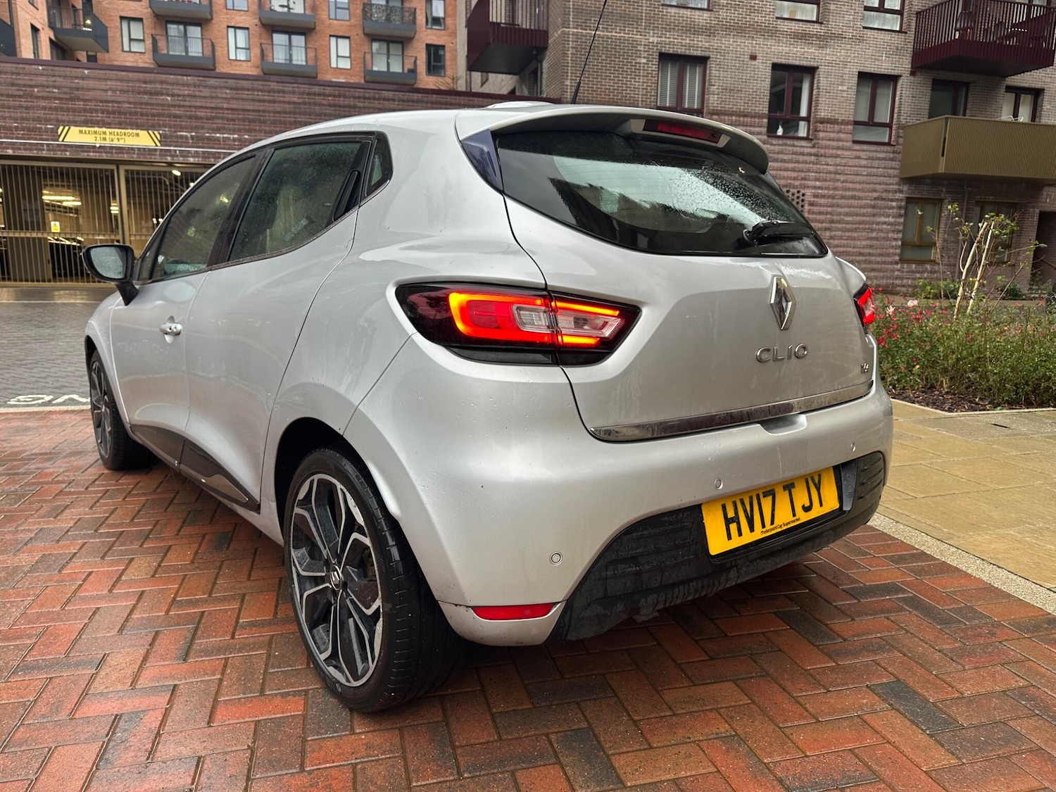 Used Renault Clio 2017 for sale - 76166393: Photo 6
