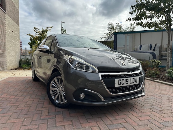 Used Peugeot 208 2019 for sale - 76306395: Photo 10