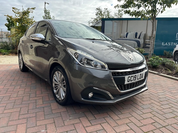 Used Peugeot 208 2019 for sale - 76306395: Photo 14