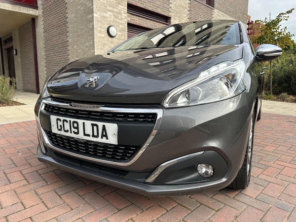 Used Peugeot 208 2019 for sale - 76306395: Photo 15