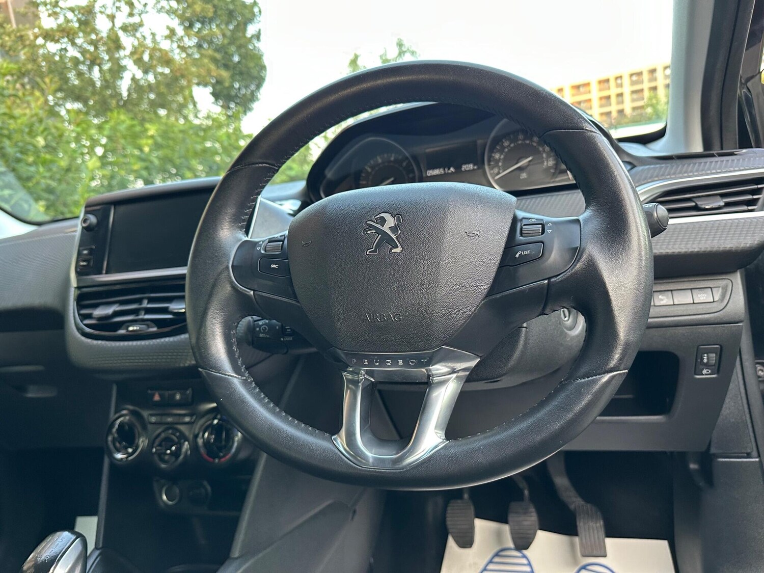 Used Peugeot 208 2019 for sale - 76306395: Photo 25