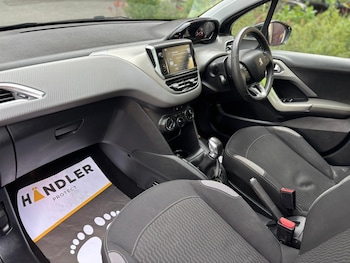 Used Peugeot 208 2016 for sale - 78636315: Photo