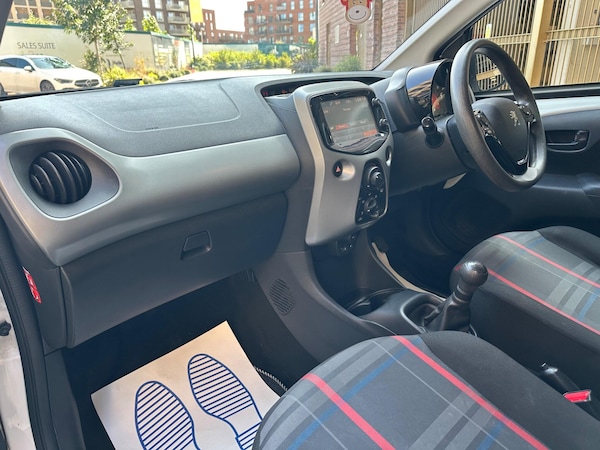 Used Peugeot 108 2016 for sale - 75540120: Photo 18