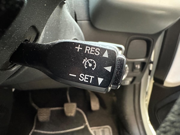Used Peugeot 108 2016 for sale - 75540120: Photo 27
