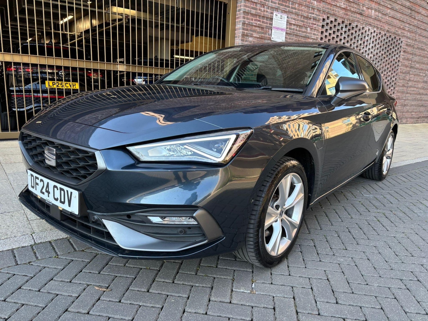 Used SEAT Leon 2024 for sale - 77957137: Photo 23