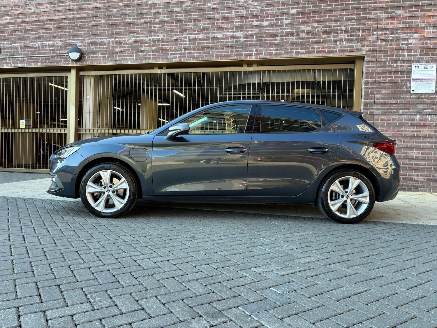 Used SEAT Leon 2024 for sale - 77957137: Photo 28