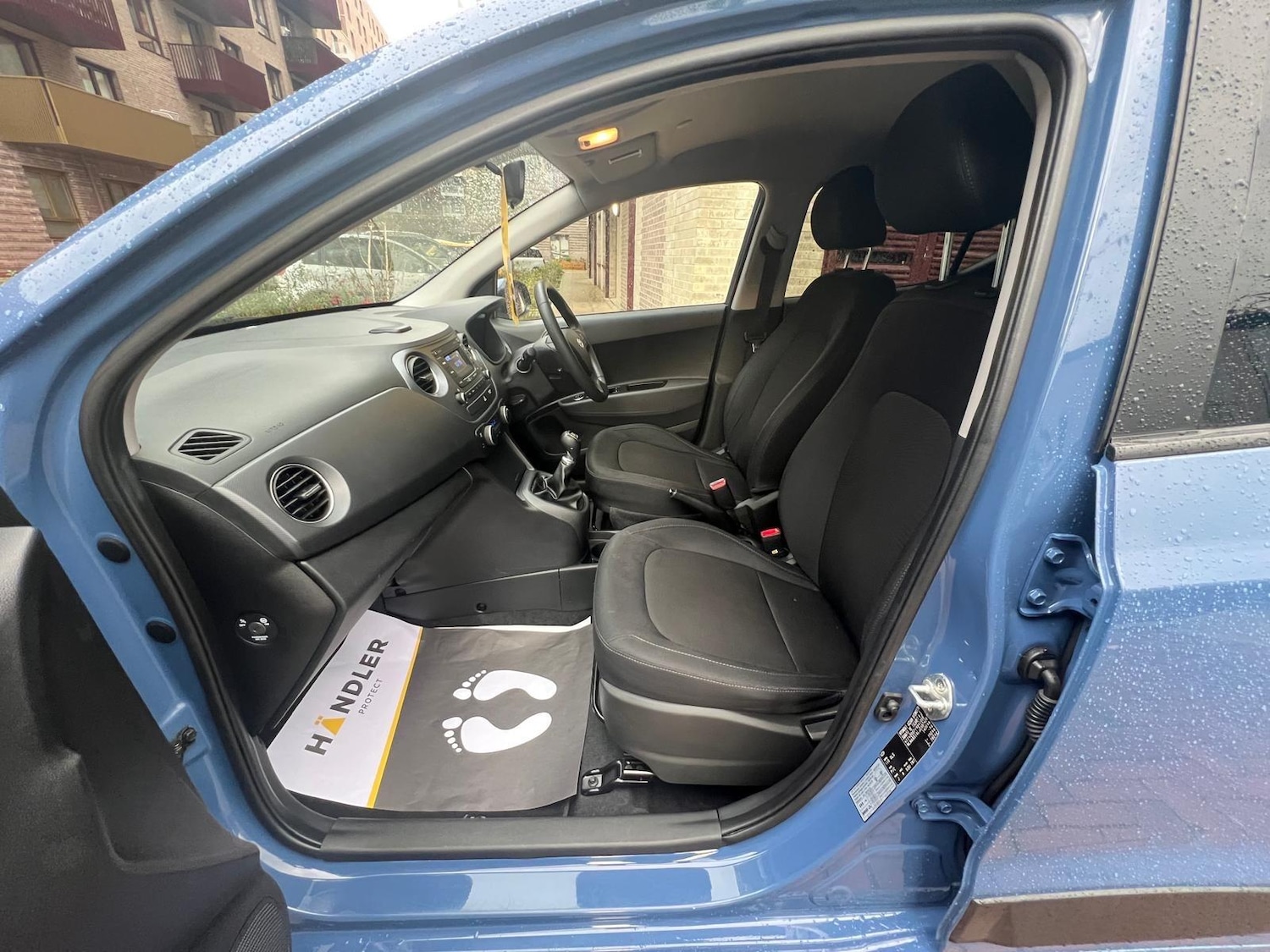 Used Hyundai i10 2017 for sale - 75729758: Photo 21