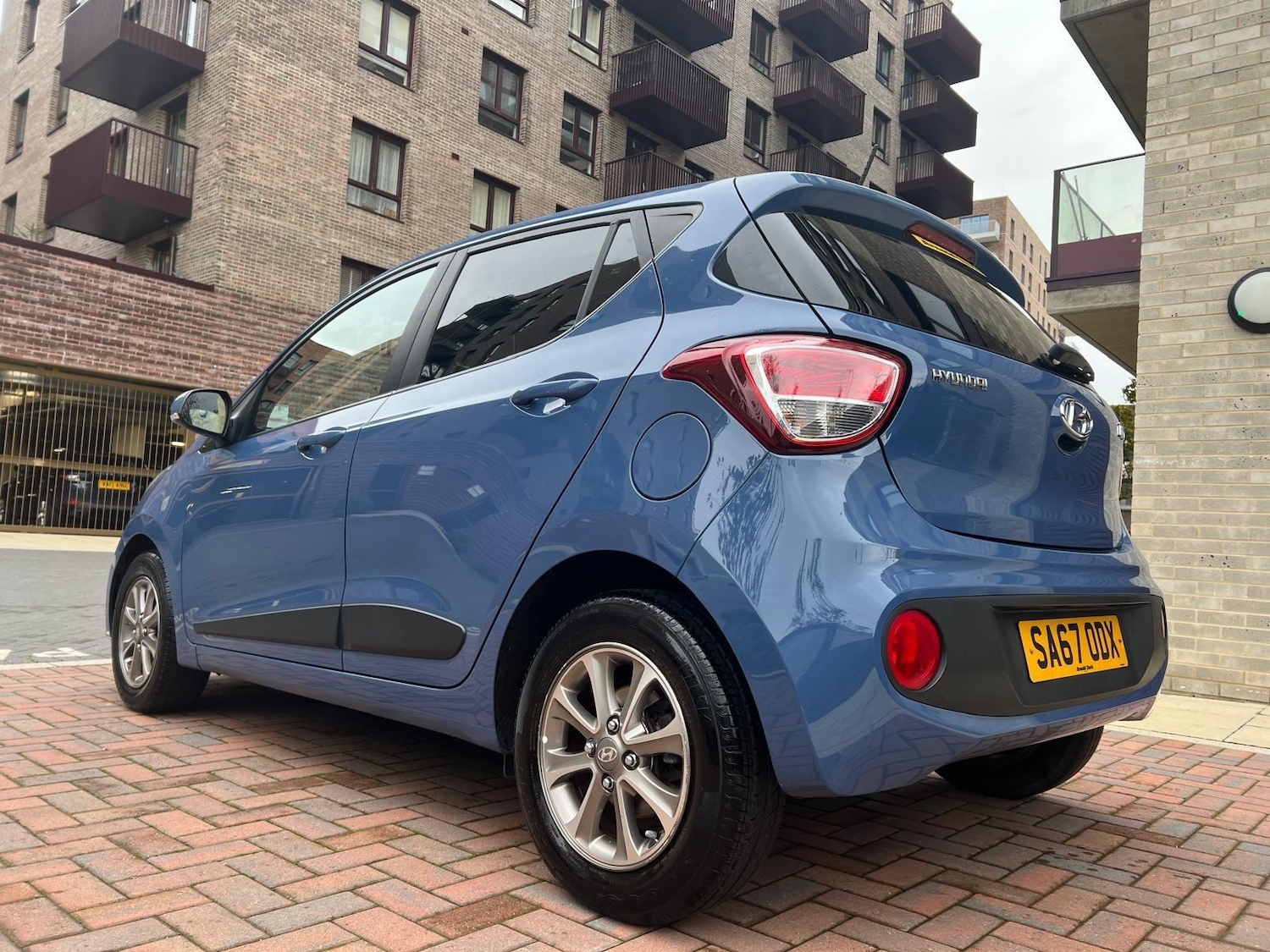 Used Hyundai i10 2017 for sale - 75729758: Photo 22