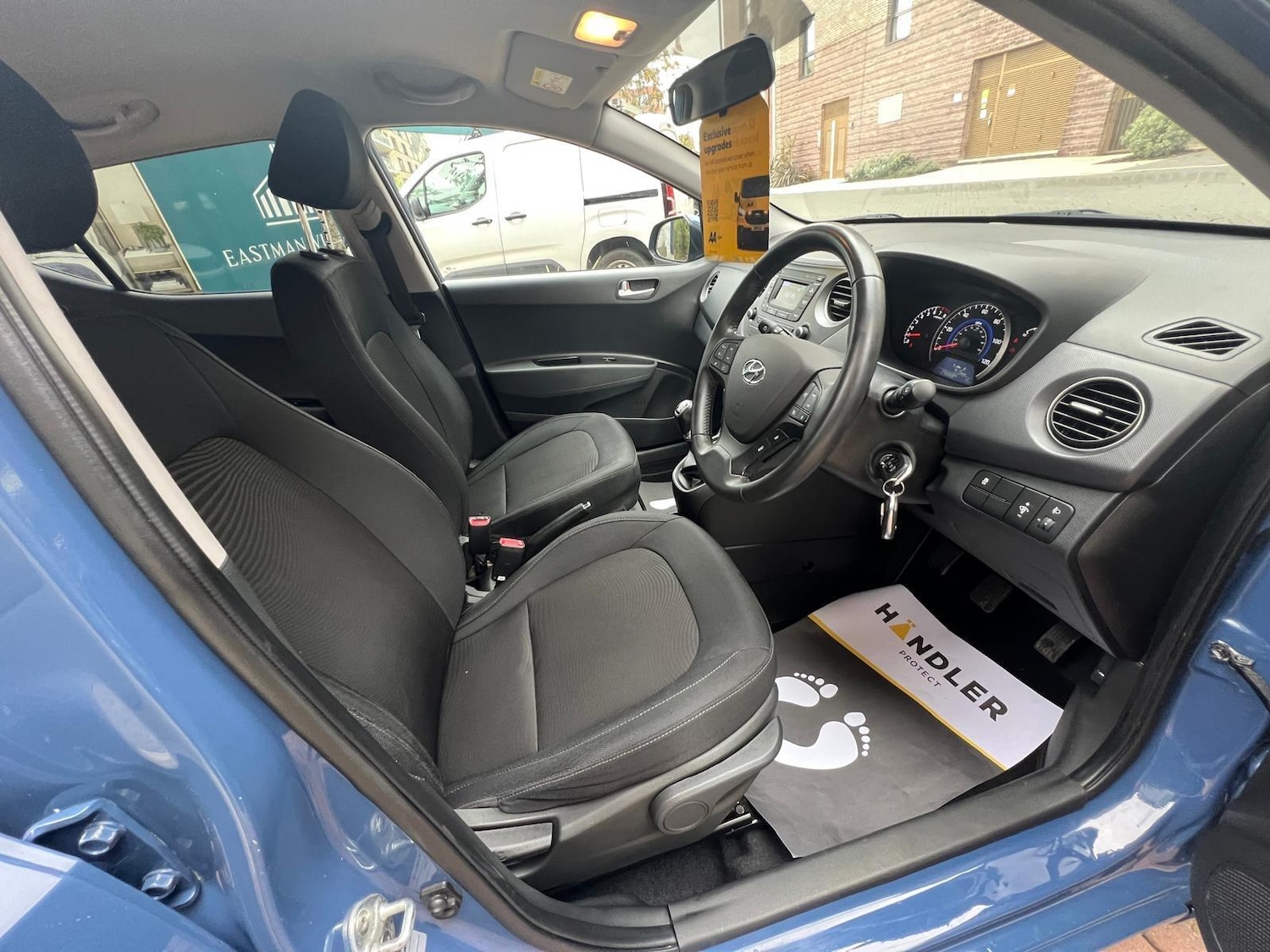 Used Hyundai i10 2017 for sale - 75729758: Photo 33