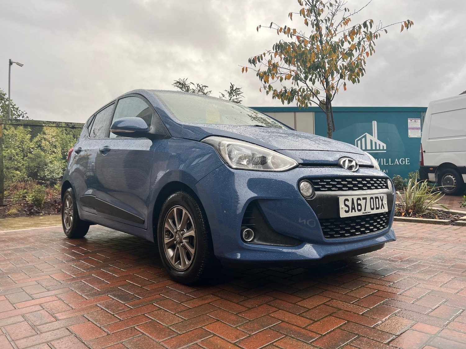 Used Hyundai i10 2017 for sale - 75729758: Photo 5