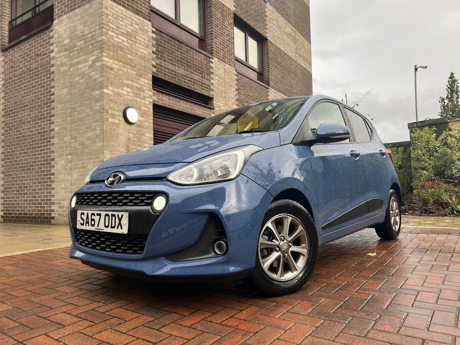 Used Hyundai i10 2017 for sale - 75729758: Photo 6